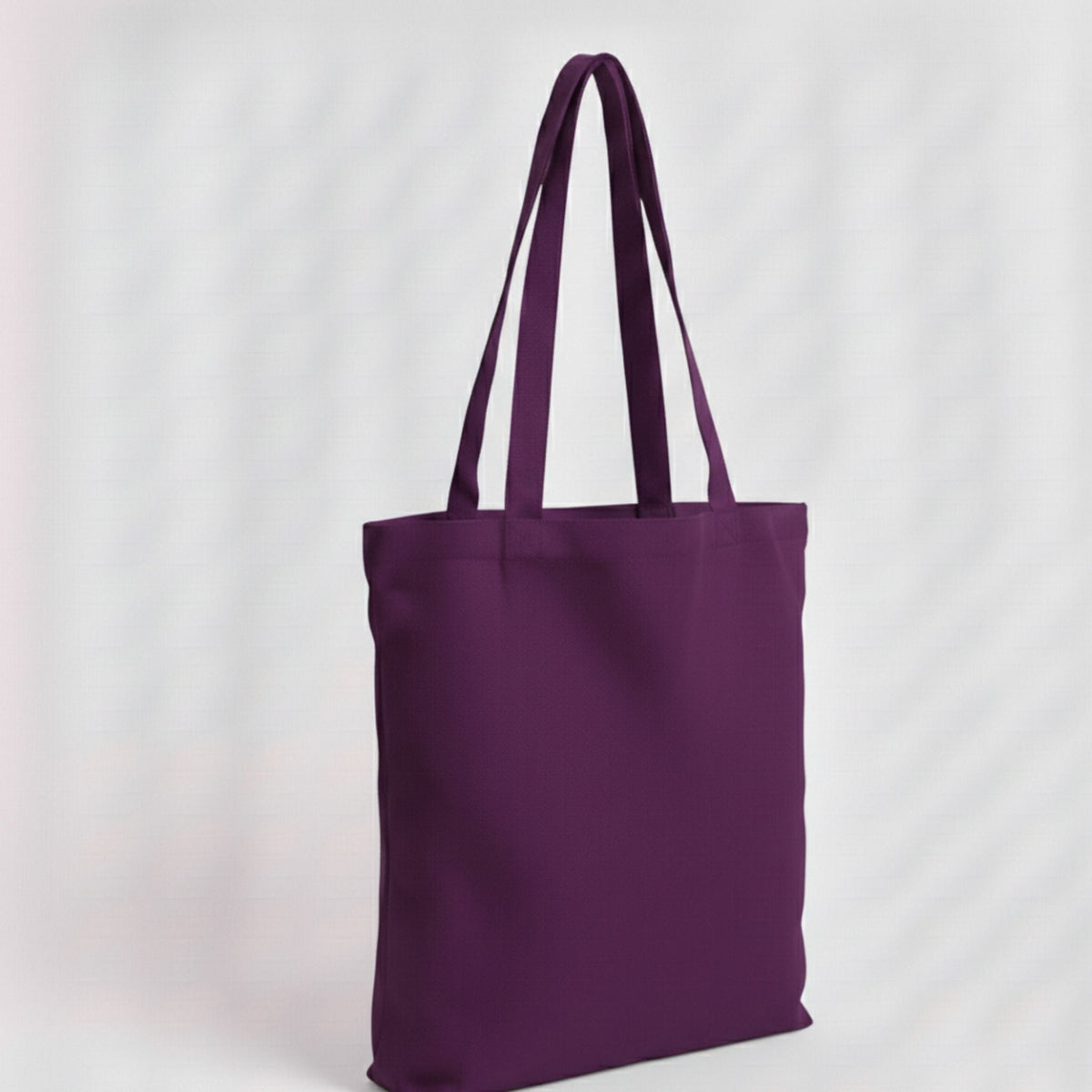 Toptan Bez Çanta marka 38x40 cm boyutunda, %100 pamuklu, dayanıklı dikişli mor renkli bez çanta.